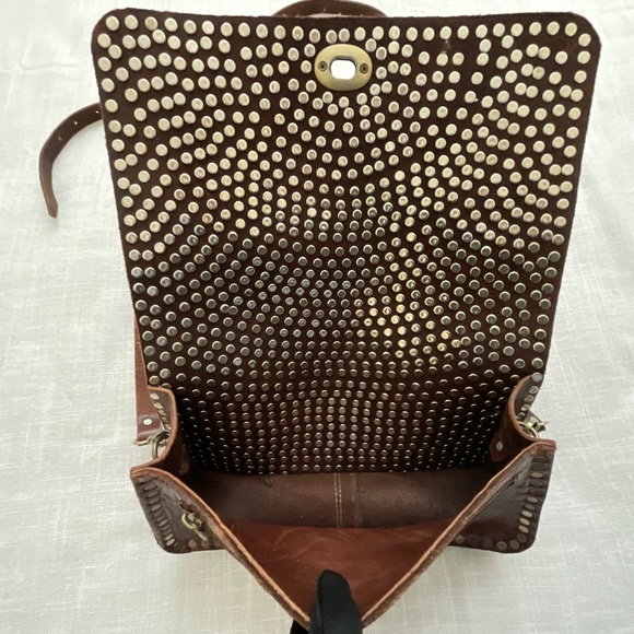 Moroccan Handcrafted Studded Genuine Leather Crossbody Shoulder Bag Clutch NWOT - Picture 5 of 16